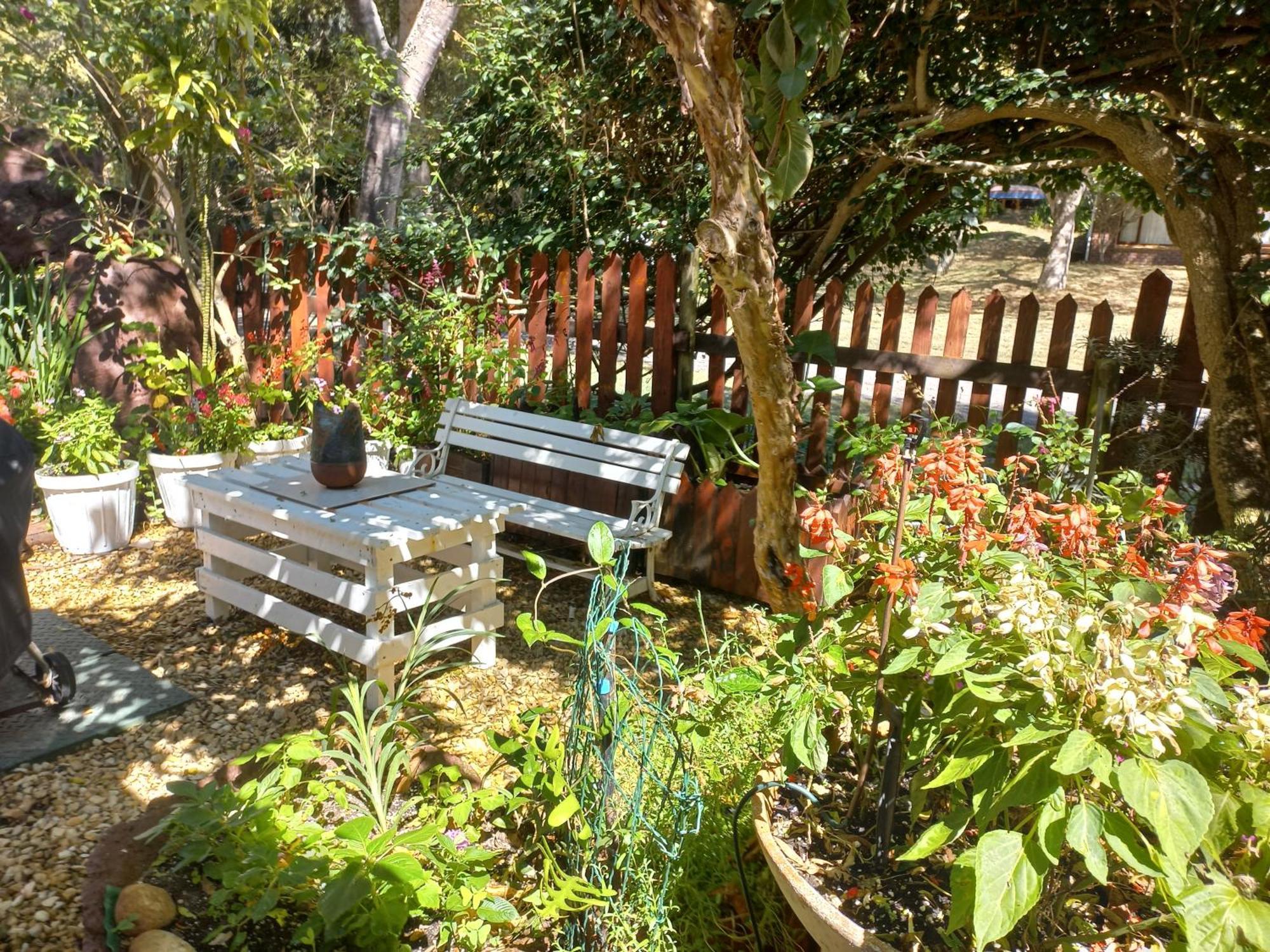Glen House Apartment Brenton-on-Sea Bagian luar foto