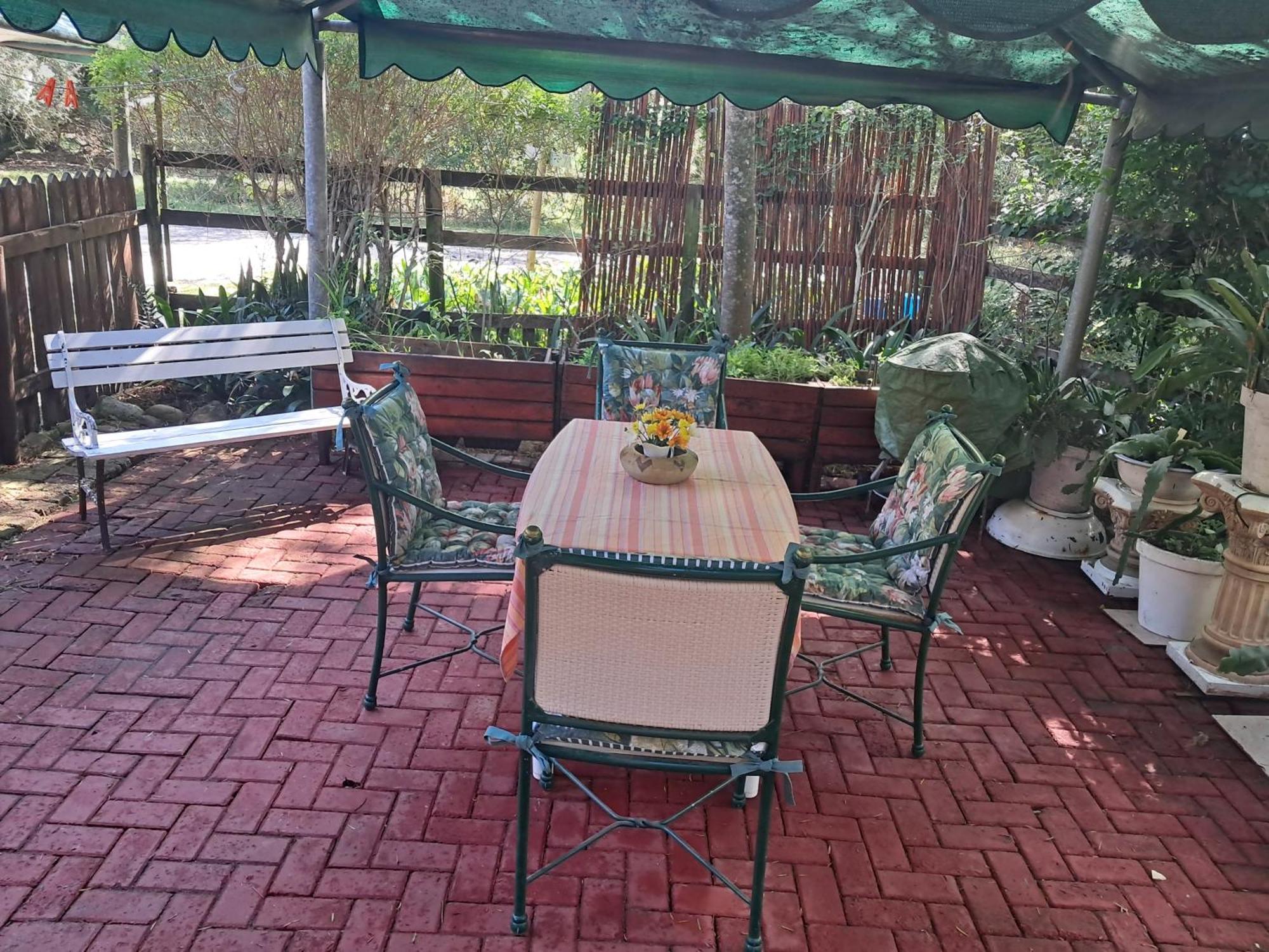 Glen House Apartment Brenton-on-Sea Bagian luar foto